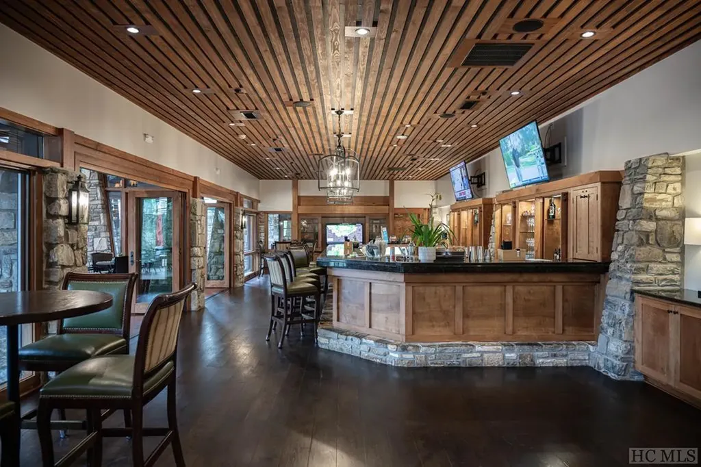 Lot 3 Country Club Drive Highlands NC 28741