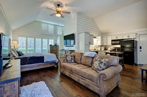 232 River Run Road Sapphire NC 28774