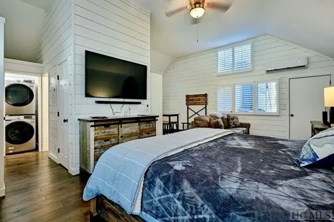 232 River Run Road Sapphire NC 28774