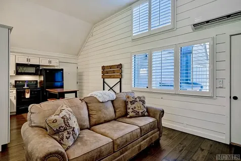 232 River Run Road Sapphire NC 28774