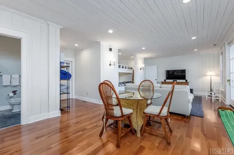 14 Old Cave Lane Cullowhee NC 28723