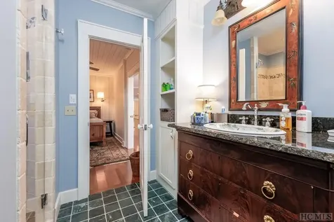 14 Old Cave Lane Cullowhee NC 28723