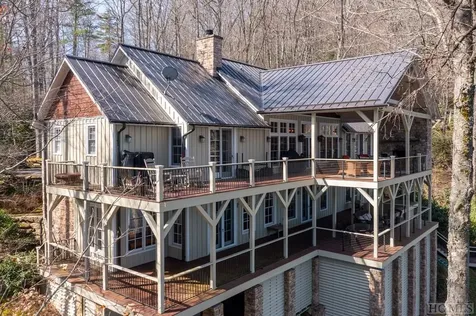 14 Old Cave Lane Cullowhee NC 28723