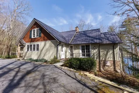 14 Old Cave Lane Cullowhee NC 28723