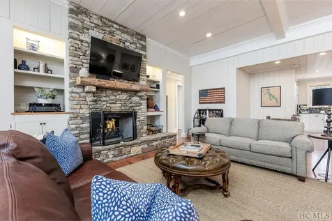 14 Old Cave Lane Cullowhee NC 28723