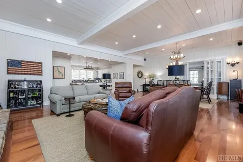 14 Old Cave Lane Cullowhee NC 28723
