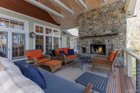 14 Old Cave Lane Cullowhee NC 28723