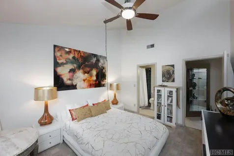 356 Meadow Way Sapphire NC 28774