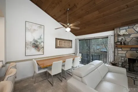 356 Meadow Way Sapphire NC 28774
