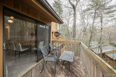 356 Meadow Way Sapphire NC 28774