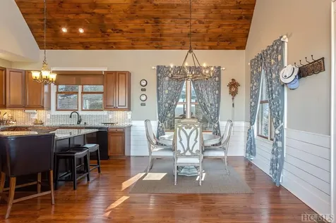 871 Bridgestone Drive Glenville NC 27836