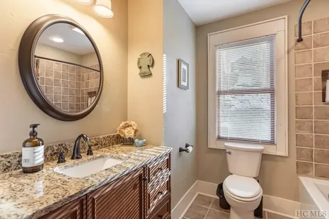 871 Bridgestone Drive Glenville NC 27836