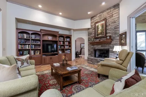 143 Lakeshore Sapphire NC 28774