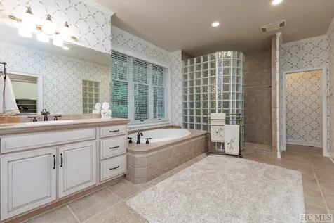 143 Lakeshore Sapphire NC 28774