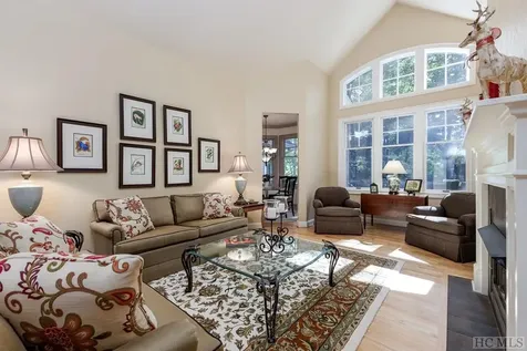 143 Lakeshore Sapphire NC 28774