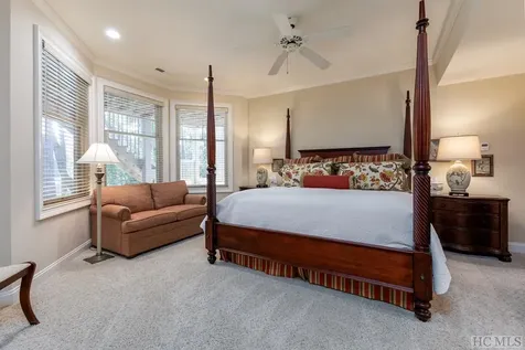 143 Lakeshore Sapphire NC 28774