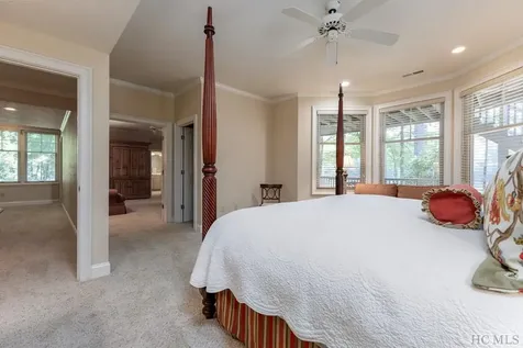 143 Lakeshore Sapphire NC 28774