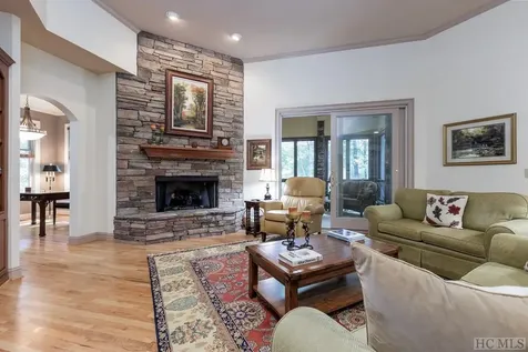 143 Lakeshore Sapphire NC 28774