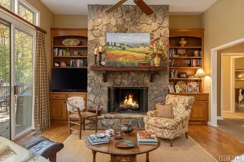 44 North Horseshoe Drive Sapphire NC 28774