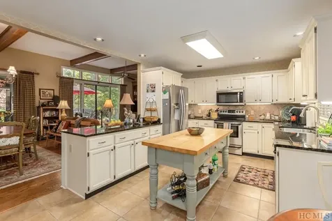 44 North Horseshoe Drive Sapphire NC 28774