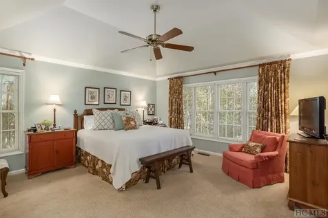 44 North Horseshoe Drive Sapphire NC 28774
