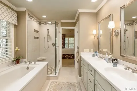 44 North Horseshoe Drive Sapphire NC 28774