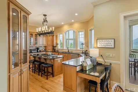 381 Round Top Mountain Road Sapphire NC 28774