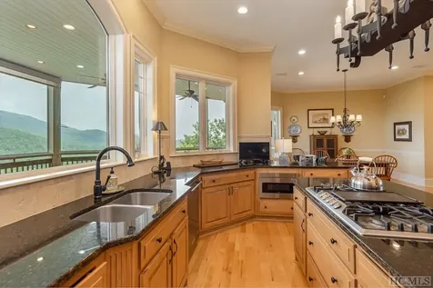 381 Round Top Mountain Road Sapphire NC 28774