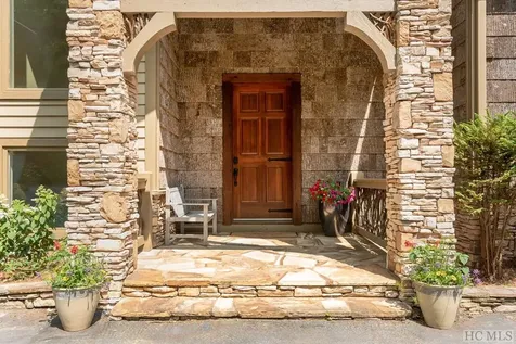 381 Round Top Mountain Road Sapphire NC 28774