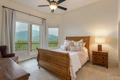 381 Round Top Mountain Road Sapphire NC 28774