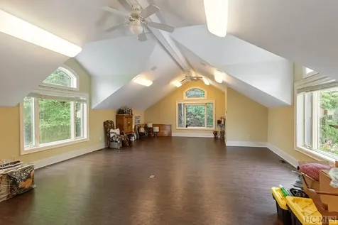 381 Round Top Mountain Road Sapphire NC 28774