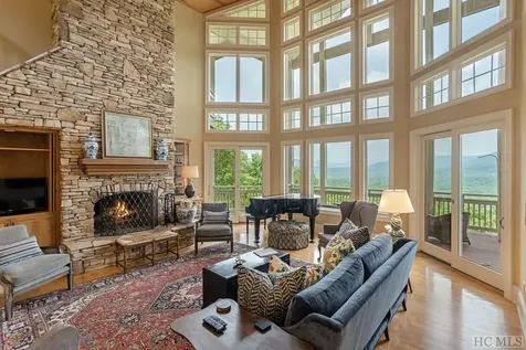 381 Round Top Mountain Road Sapphire NC 28774