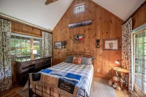 899 Boiling Springs Road Sapphire NC 28774