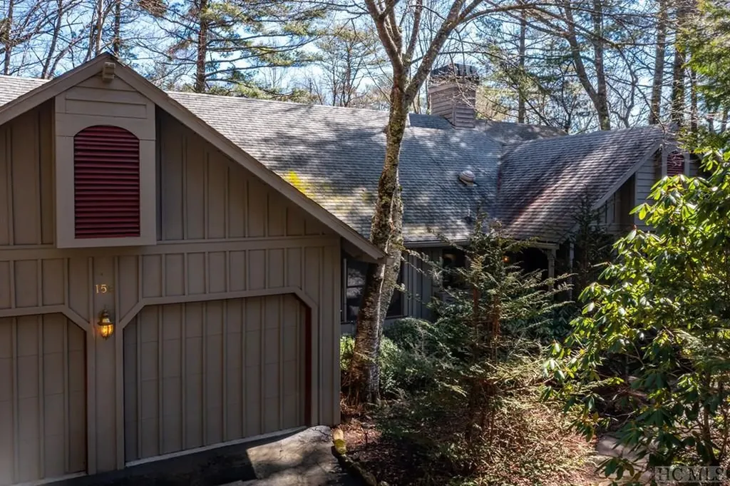 156 Cottage Drive Sapphire NC 28774