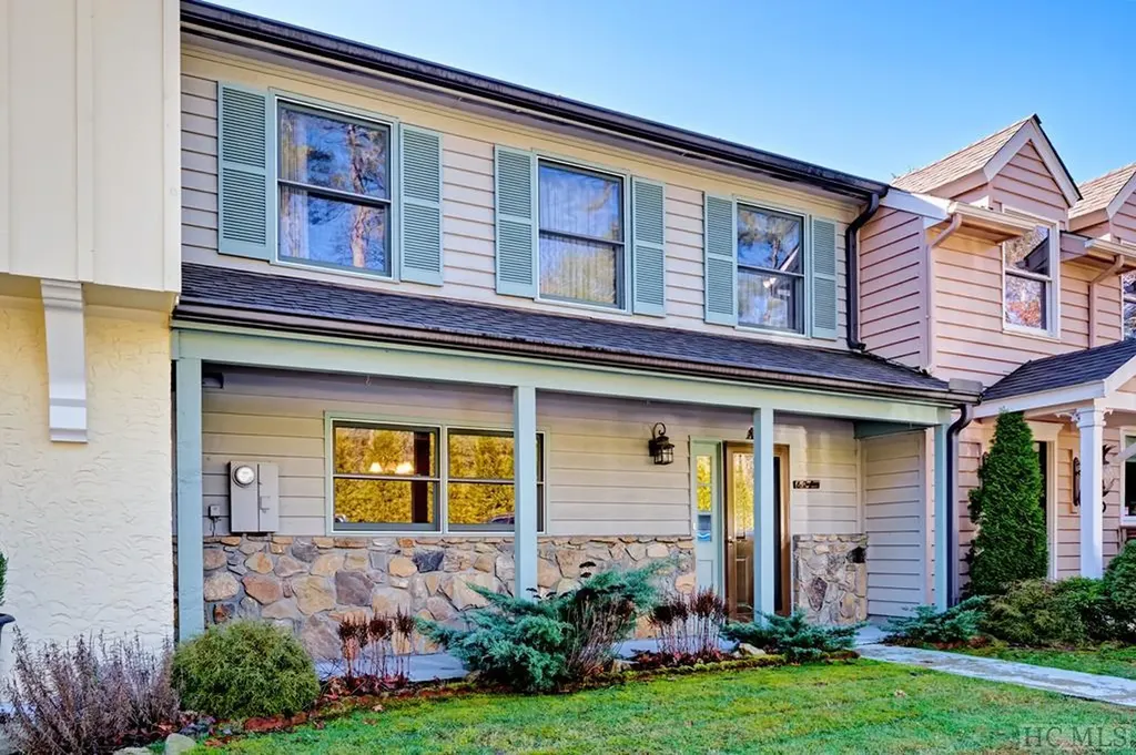 1341 Leonard Road Highlands NC 28741