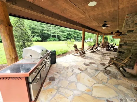 6 Receptive Drive Glenville NC 28736