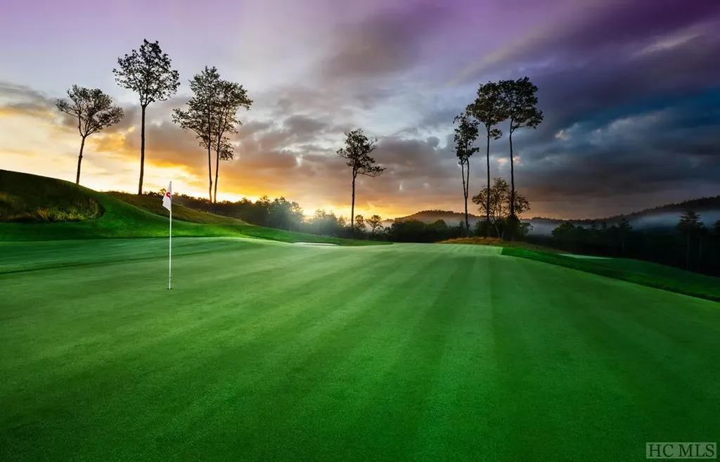 4/5 Old Wagon Trail Highlands NC 28741