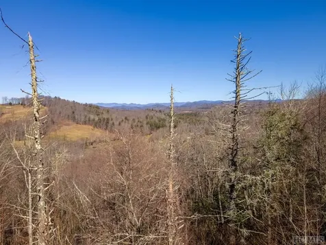 4/5 Old Wagon Trail Highlands NC 28741