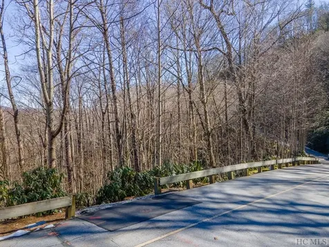 4/5 Old Wagon Trail Highlands NC 28741