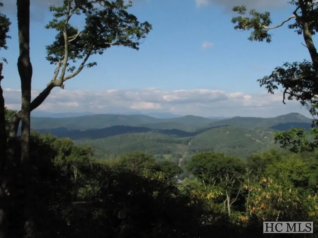 165 Windrush Trail Highlands NC 28741