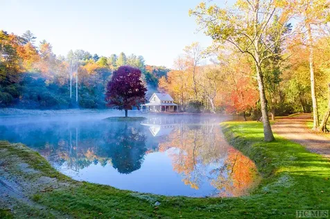 147 Forest Edge Lane Highlands NC 28741