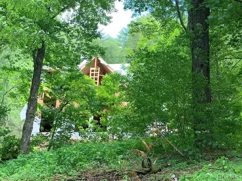 146 Wayside Lane Cullowhee NC 28723