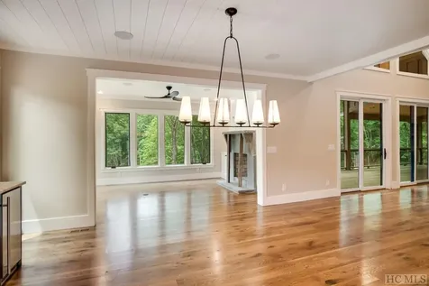 146 Wayside Lane Cullowhee NC 28723