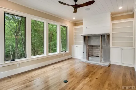 146 Wayside Lane Cullowhee NC 28723