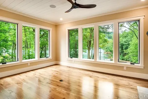 146 Wayside Lane Cullowhee NC 28723