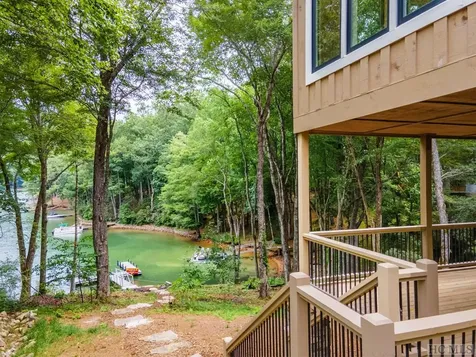 146 Wayside Lane Cullowhee NC 28723