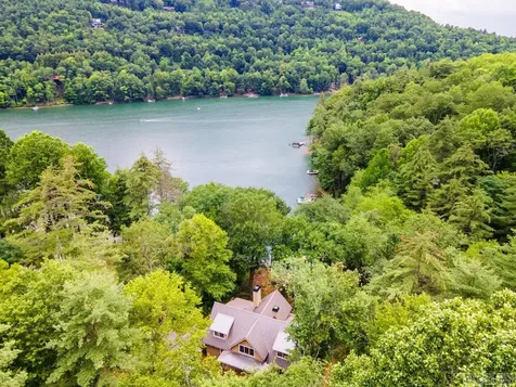 146 Wayside Lane Cullowhee NC 28723