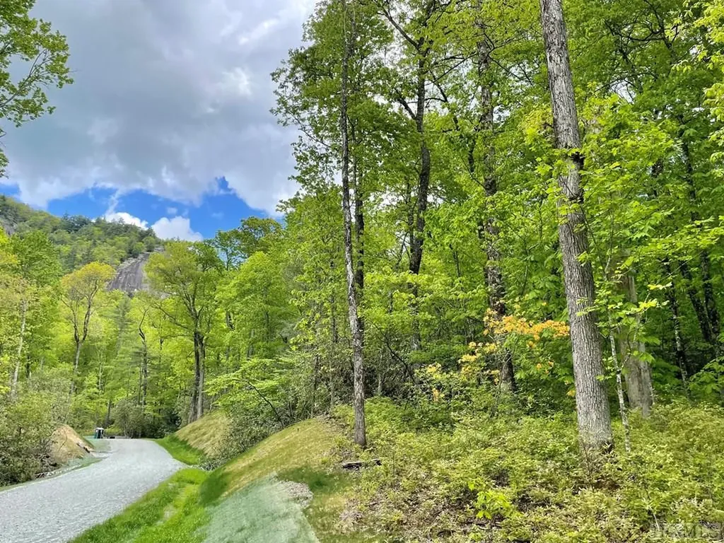 76 Flagstone Road Cashiers NC 28717