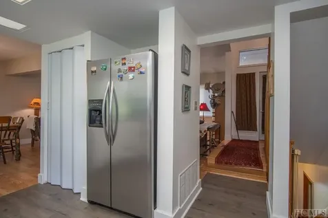 144 Toxaway Heights Lake Toxaway NC 28474