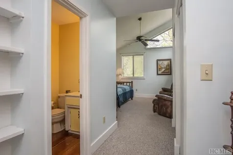 144 Toxaway Heights Lake Toxaway NC 28474
